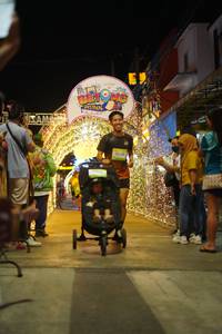 BIB: 436, 50130
                            <button type="button" onclick="openModal(21832380)" class="btn btn-primary btn-sm float-right btn-popup" data-toggle="modal" data-target=".modal-high-quality">
                        <i class="fas fa-shopping-cart"></i> Add to Cart
                    </button>
                                            <button type="button" onclick="isThisMe(21832380, true)" class="btn btn-success btn-sm float-right btn-popup btn-isme hidden" data-toggle="tooltip" data-placement="bottom" title="นี่คือรูปของคุณใช่ไหม คลิกที่นี่เพื่อเอาเข้าอัลบั้ม">
                        <i class="fas fa-plus"></i> Add to album
                    </button>
                    <button type="button" onclick="isThisMe(21832380, false)" class="btn btn-warning btn-sm float-right btn-popup btn-isnotme hidden">
                        <i class="fas fa-ban"></i> Remove from album
                    </button>